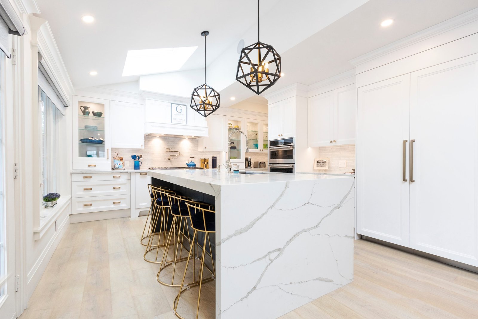 kitchen-waterfall